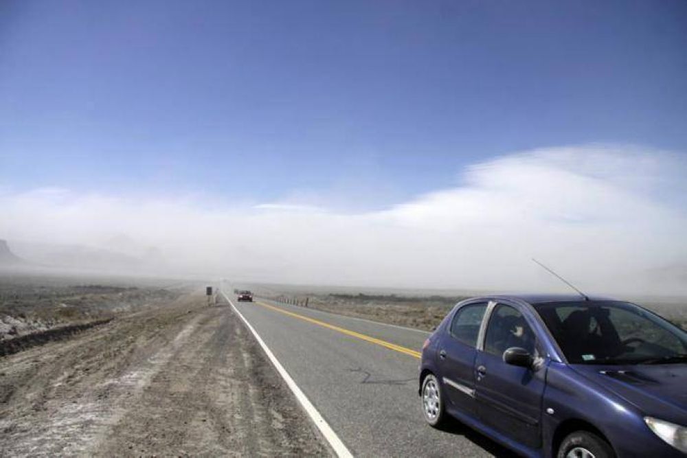 Recomiendan precauci�n en rutas por hielo