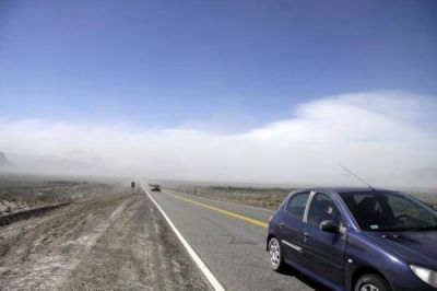 Recomiendan precauci�n en rutas por hielo