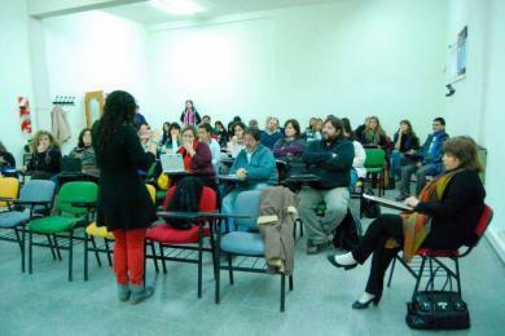 Provincia optimiza del nuevo dise�o curricular de educaci�n secundaria