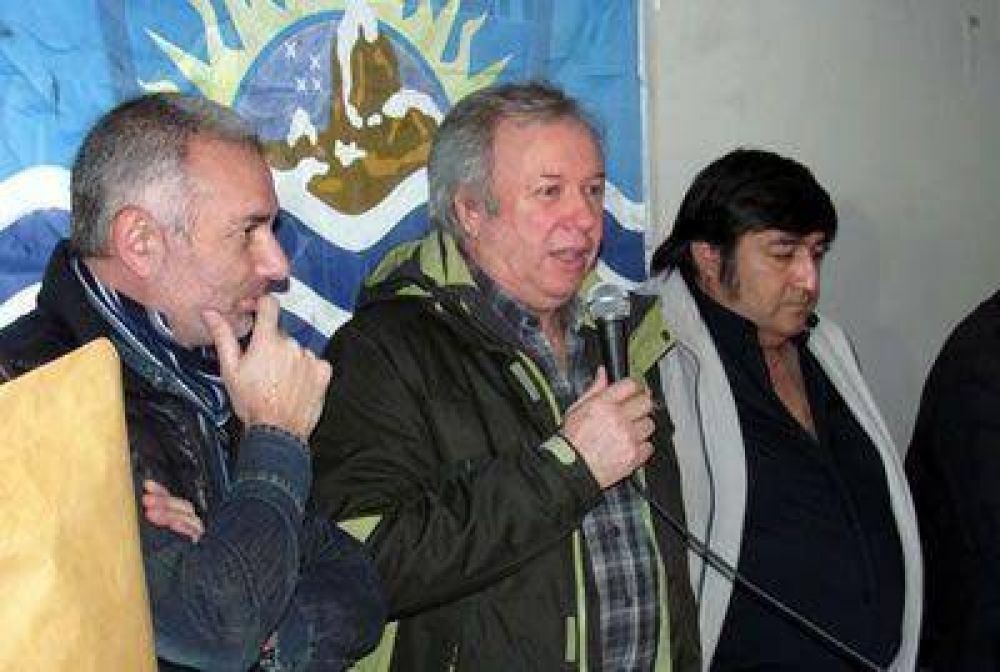 Peralta: "El Calafate no esta alambrado y no es una estancia ni chacra de ninguno"