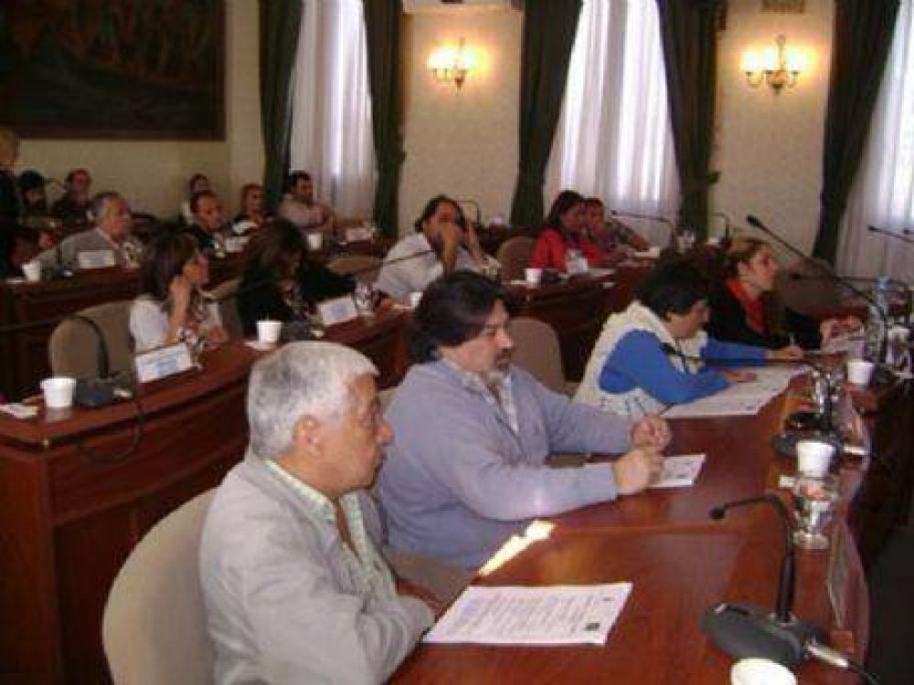 Concejo Deliberante: En una sesin extraordinaria se habl del PROMEBA y de beneficios para jubilados y pensionados