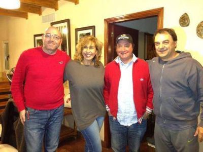Georgina Barbarrosa visit� de sorpresa a la Familia Alegretti
