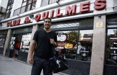 Maciel extendi� su v�nculo con Quilmes