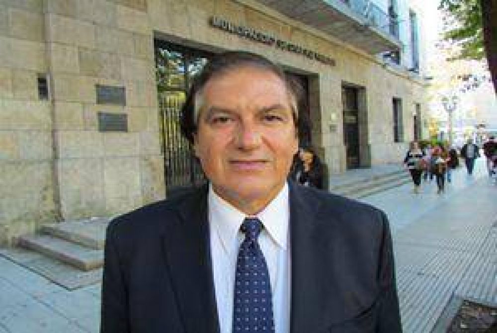 �Tato� Serebrinsky: �No es serio lo de Pulti y Artime�.