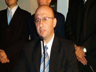 �El Peronismo que Viene quiere que Llaryora sea candidato�