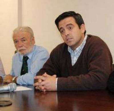 El oficialismo busca reactivar al golpeado comercio riojano