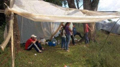 Se traba la soluci�n al conflicto de tierras en Pozo Azul