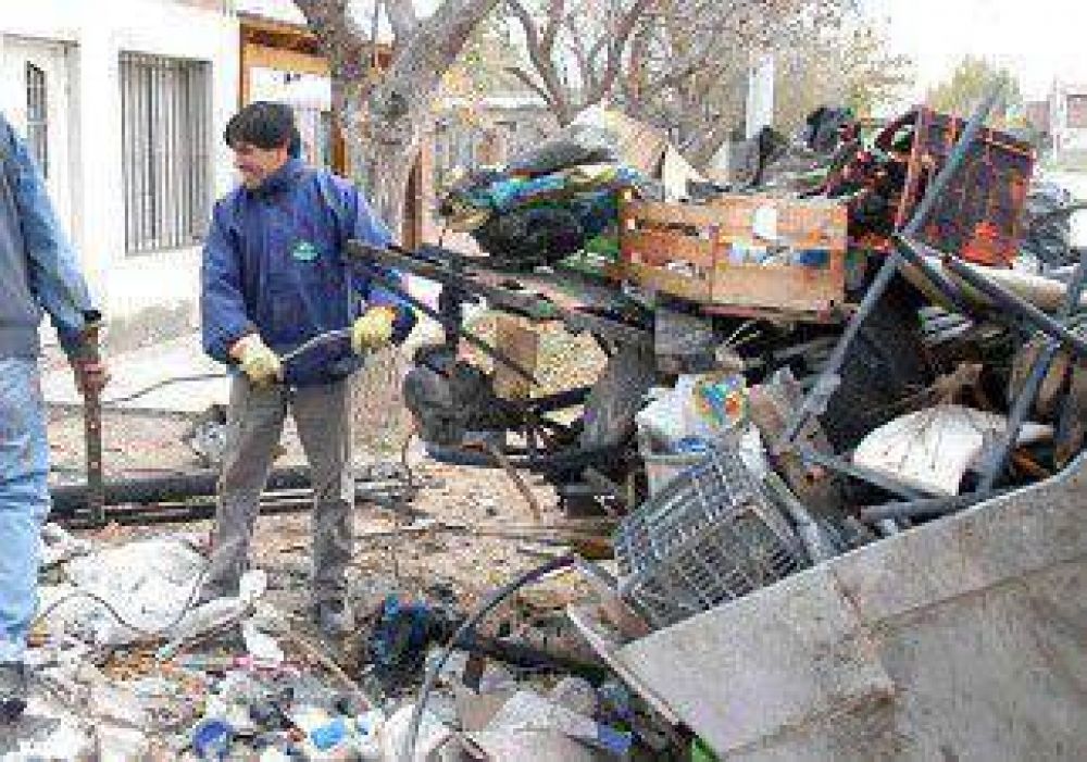 En dos meses se recolectaron 96 camiones de chatarra 