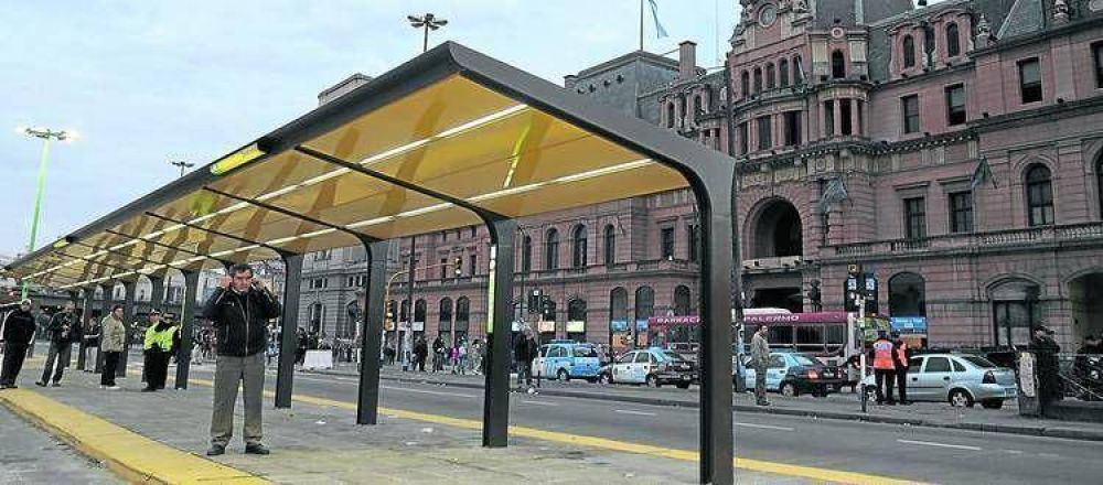 En Constituci�n ya se usan las nuevas paradas de colectivos