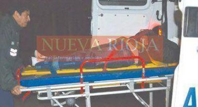 Dos jovencitas con fracturas en terrible choque entre dos motos