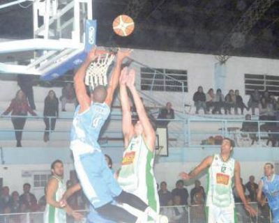 Perdi� Regatas y se termin� su sue�o de ascenso