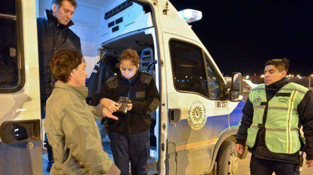 Incorporaron detectores de huellas dactilares en los controles policiales