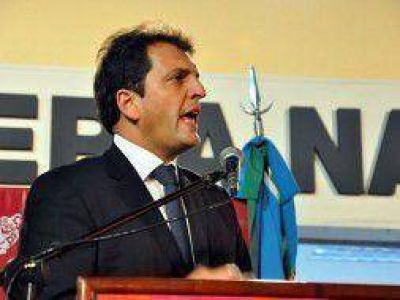 Elecciones 2013: Tras la postergaci�n, Massa se re�ne con intendentes para avanzar en su futuro pol�tico