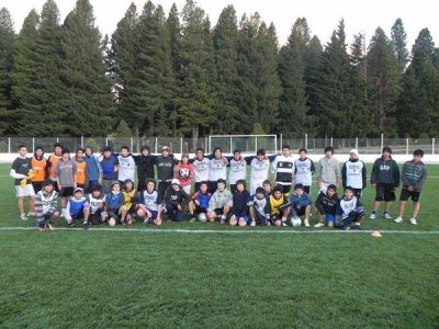 Con gran �xito, funciona la escuela de f�tbol infanto juvenil de la UTHGRA