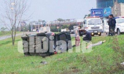 Tres heridos por vuelco en Panamericana