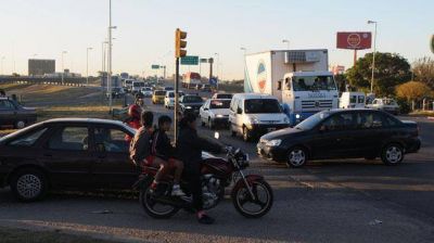El peligro acecha en varios cruces de avenida Circunvalaci�n