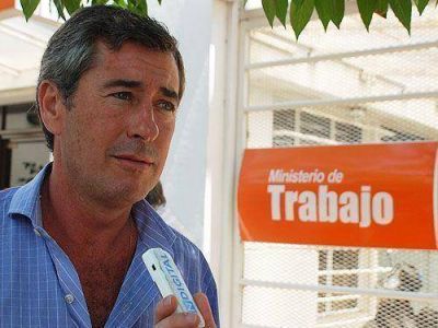 Trabajadores hospitalarios: La jornada laboral se reducir� de 8 a 6 horas, mayor aporte previsional y jubilaci�n anticipada