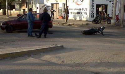 Accidente deja motociclista con p�rdida de conocimiento