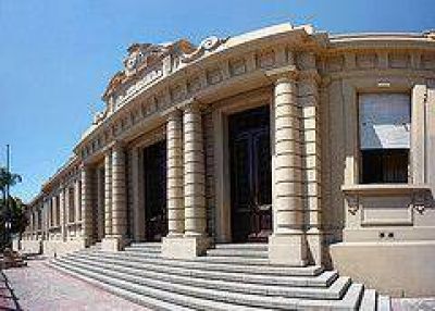 Inscriben a docentes para cubrir cargos en el ciclo lectivo 2014