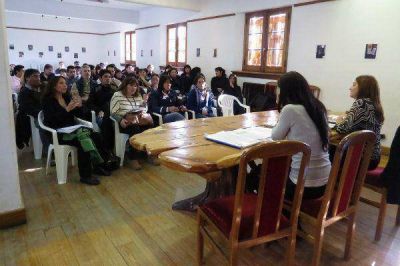 Capacitan a inspectores municipales