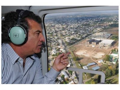 Se termina la parte estructural del nuevo hospital de Paran�