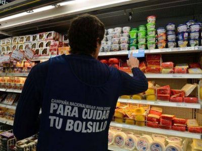 Inspectores del gobierno comenzaron a controlar precios en supermercados