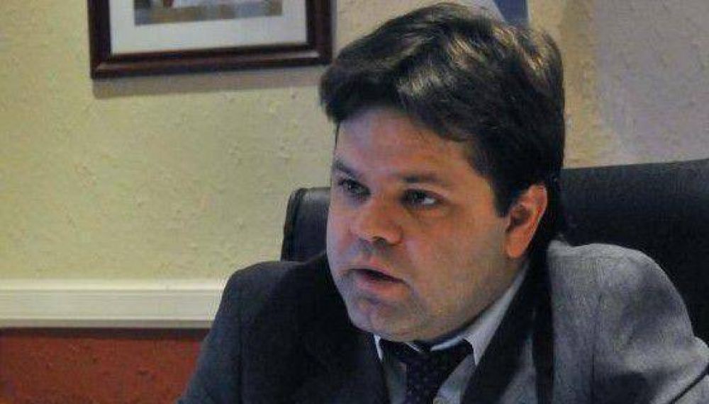 Blassiotto: "Con fondos propios se est� cumpliendo con la recomposici�n salarial para activos y pasivos"