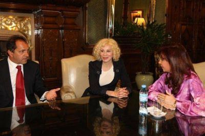 Nacha Guevara: "Si pierde el oficialismo, el pa�s se detiene"