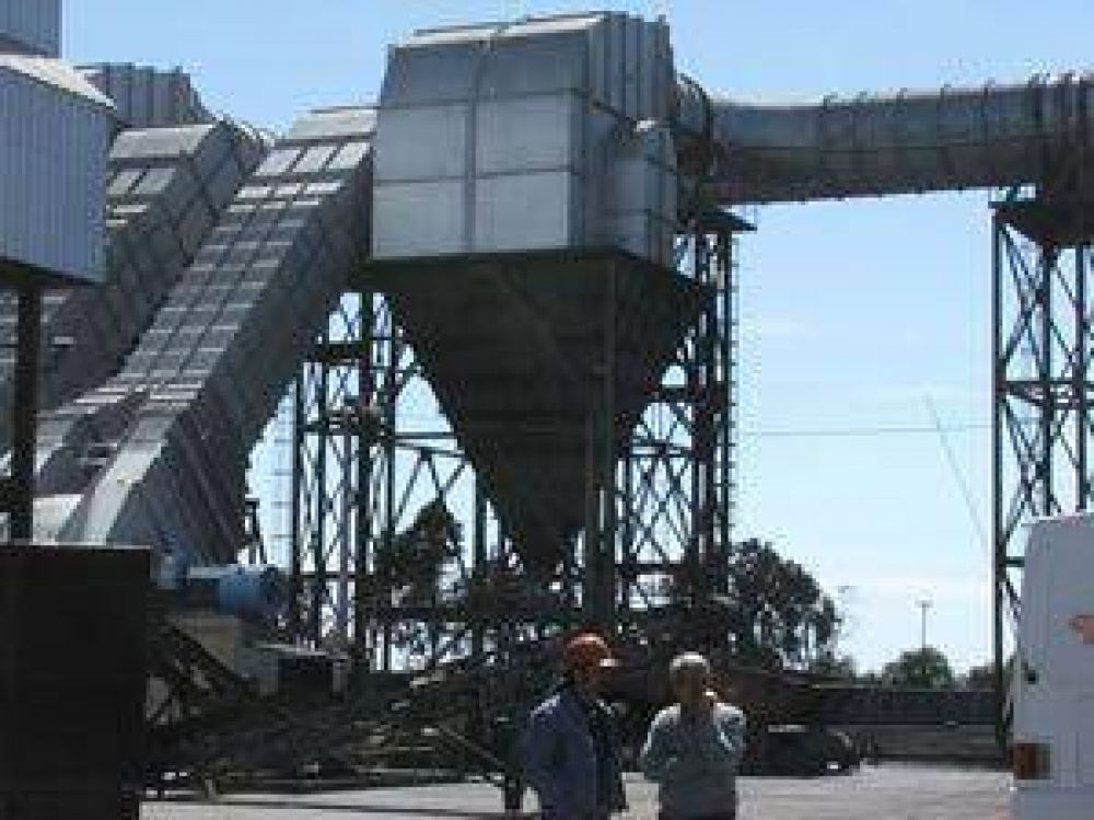 Electrometal�rgica Andina: Hoy empieza a funcionar un horno