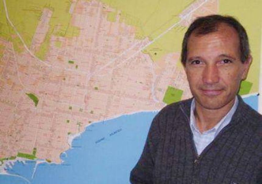 Polic�a Municipal: Hern�n Alcolea dijo que fue un �papel�n� la suspensi�n de la Consulta