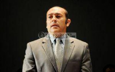 Gordillo analiza una demanda en contra del abogado Rosales Vera