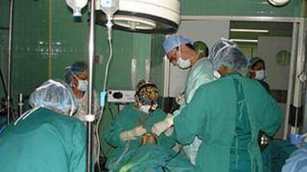 Cl�nicas privadas les cortar�an el servicio a los afiliados a la OSEP