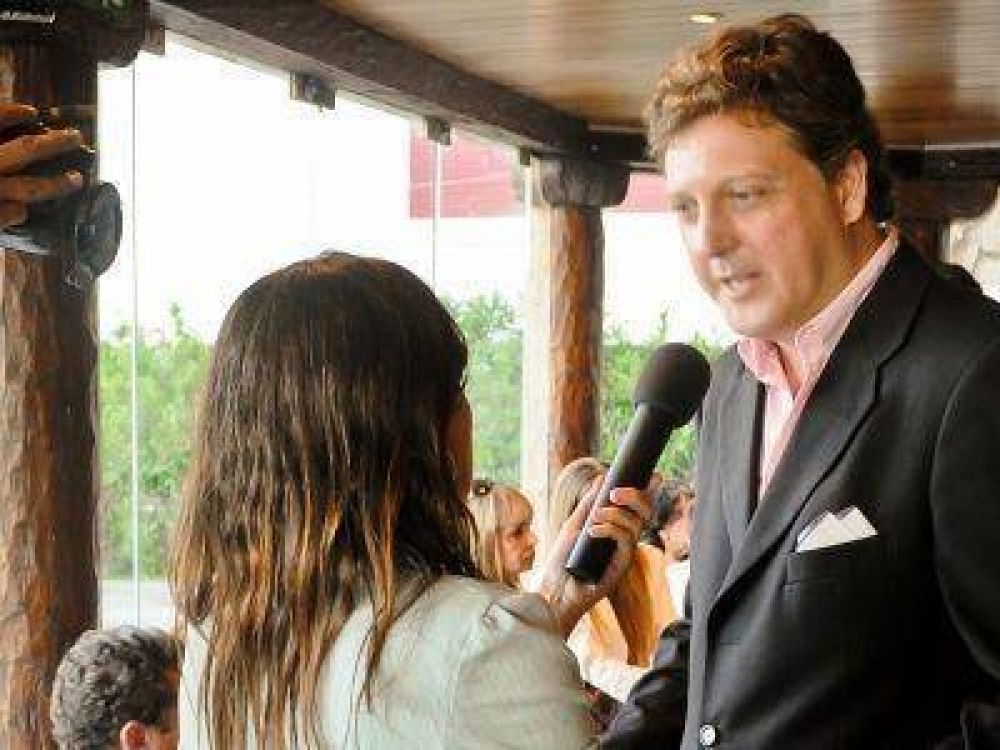 RIZZI SIGUE RECIBIENDO APOYOS POR SU CANDIDATURA A DEFENSOR DEL PUEBLO