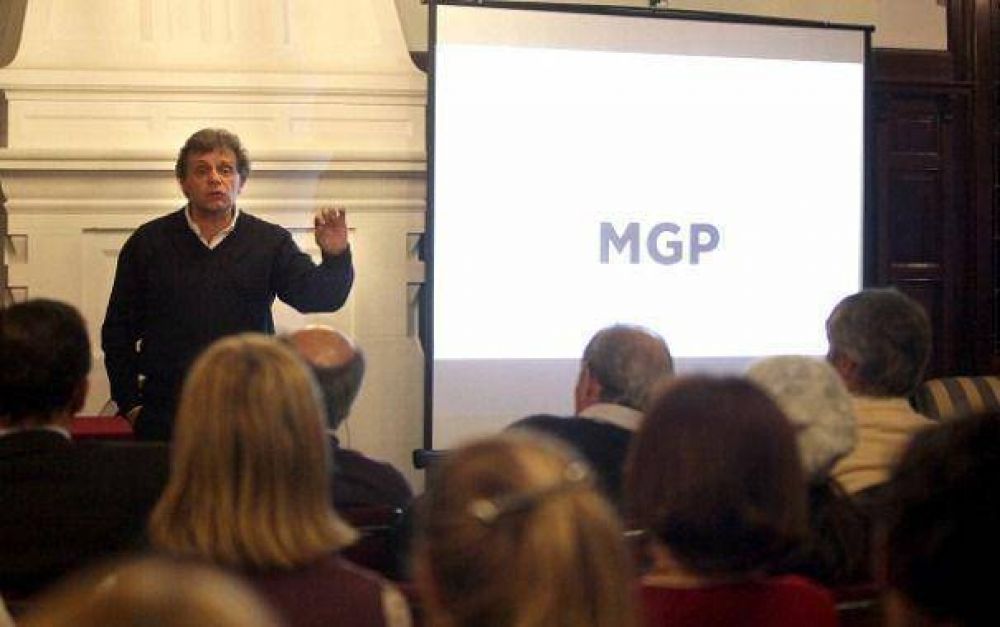 La mano del pultismo, detr�s de la suspensi�n de la consulta