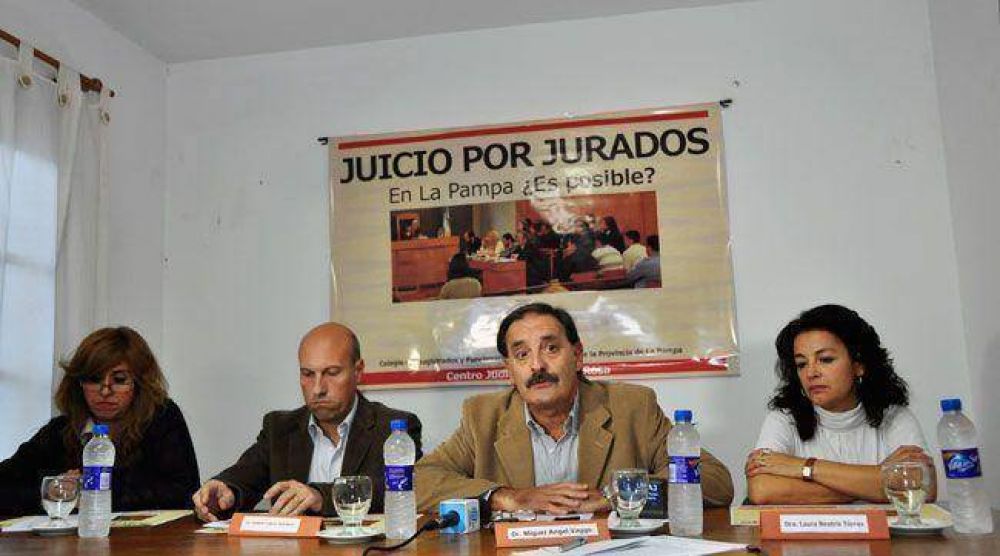 Har�n un ensayo de juicio por jurado para instalar el debate de su aplicaci�n