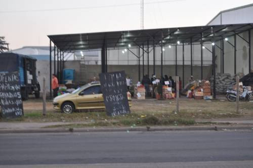 Luego de r�pida investigaci�n detienen a dos j�venes tras asaltar comercio y disparar