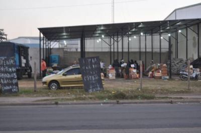 Luego de r�pida investigaci�n detienen a dos j�venes tras asaltar comercio y disparar