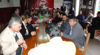 La UCR apuesta a ampliar su alianza con otros partidos