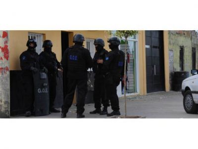 Rubeo propuso que "un civil que responda al gobernador asuma al frente de la polic�a"