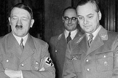 Hallan diario perdido de alto mando nazi, "confidente" de Hitler