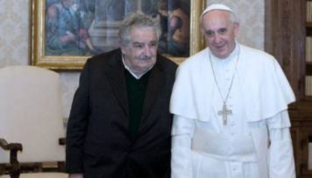 Mujica sobre el Sumo Pont�fice: "Es un papa canchero que tiene mucho boliche"