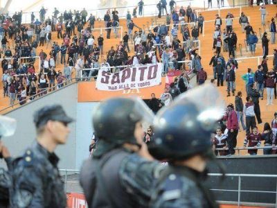 La AFA anunci� que se jugar� sin p�blico visitante en todas las canchas del pa�s