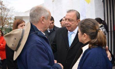 Z�ccaro sigue manteniendo la inc�gnita sobre su futuro pol�tico