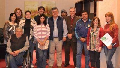 Entregaron m�s subsidios y microcr�ditos
