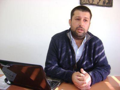 Santiago Mu�iz: �El peronismo no discute cargos, discute jefatura pol�tica�