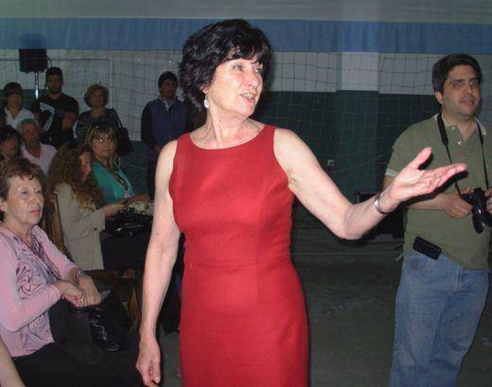 �Juana Posse encabezar� en San Isidro?