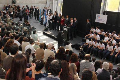 Techint inaugur� ayer la Escuela T�cnica Roberto Rocca 