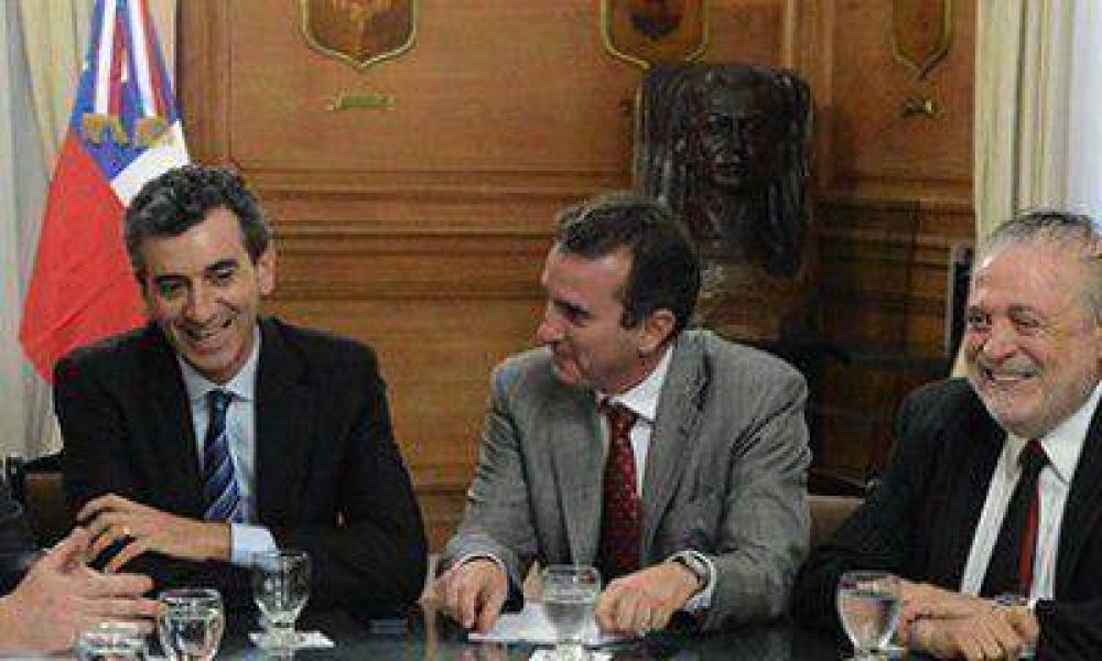 P�rez se reuni� con Randazzo para agilizar los tr�mites del Paso a Chile