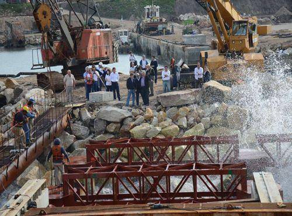 Emisario Submarino: �Antes de fin de a�o estar� terminada la obra�