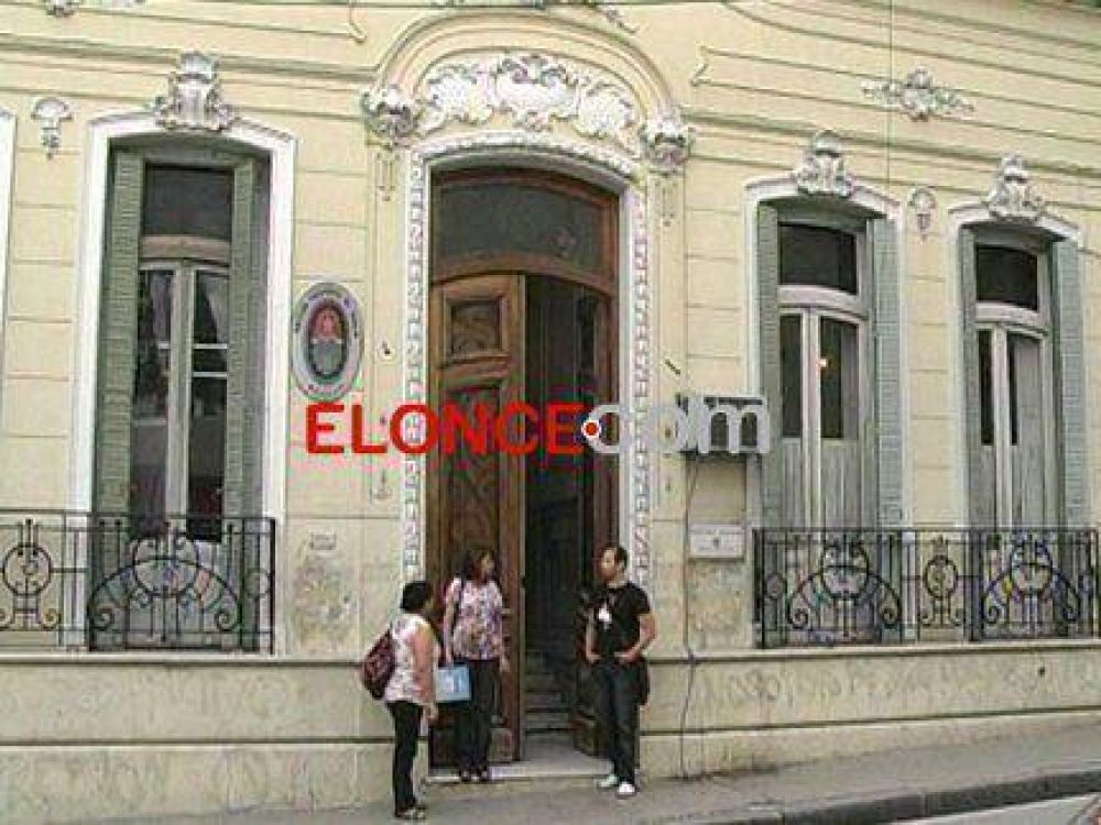 Hallaron adolescente ejerciendo la prostituci�n en calle paranaense 